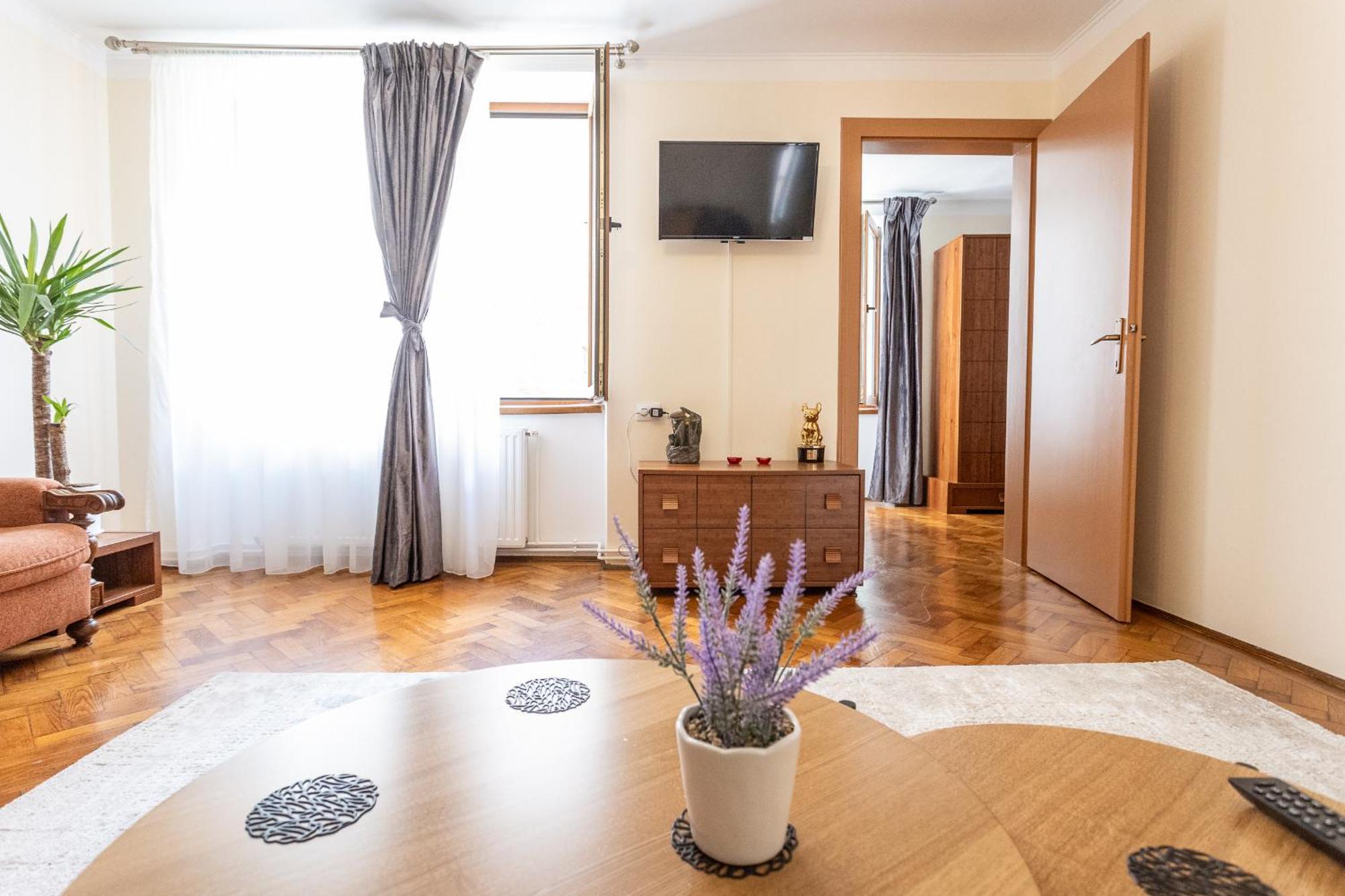 Supreme Deer Apartamento Braşov Exterior foto